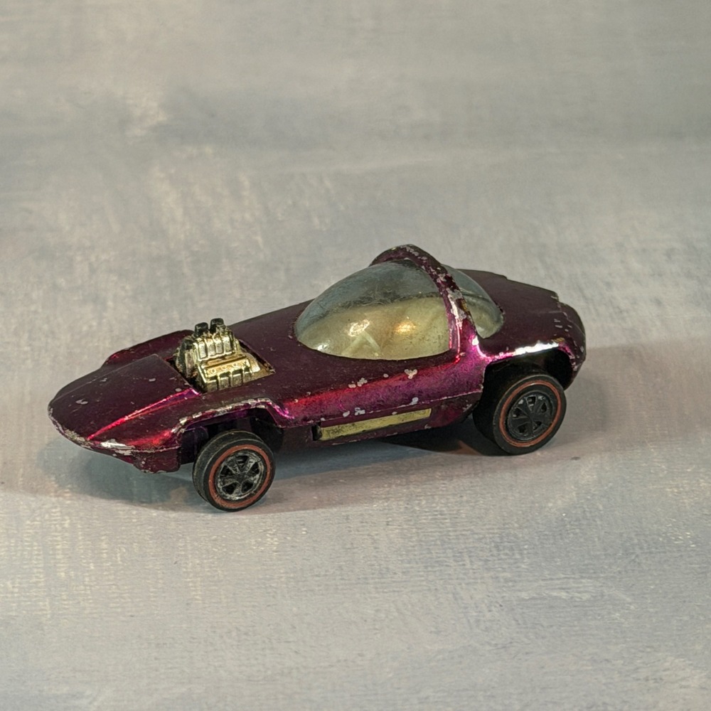 Hot Wheels Redline Silhouette 1967 USA Magenta Spectraflame Original 16 Diecast
